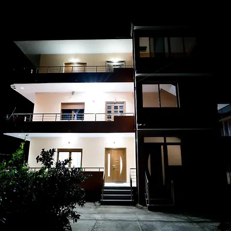 Aparthotel Lian *