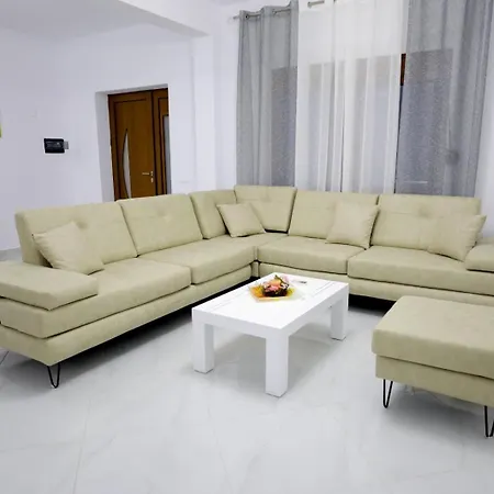 Aparthotel Lian