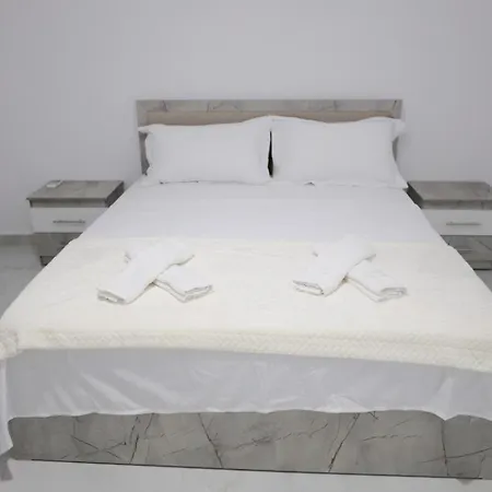Lian Aparthotel